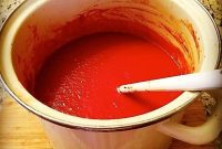 True Italian Marinara Sauce with Simple and Fresh Ingredients