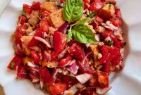 Mastering the Ultimate Italian Panzanella Salad