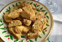 Classic Tuscan Cantucci and Vin Santo Dessert Wine Pairing