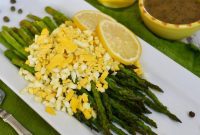 Sophisticated Asparagus Mimosa with Egg Crumble and Zesty Vinaigrette