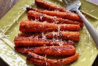 Crispy Garlic Parmesan Roasted Carrots
