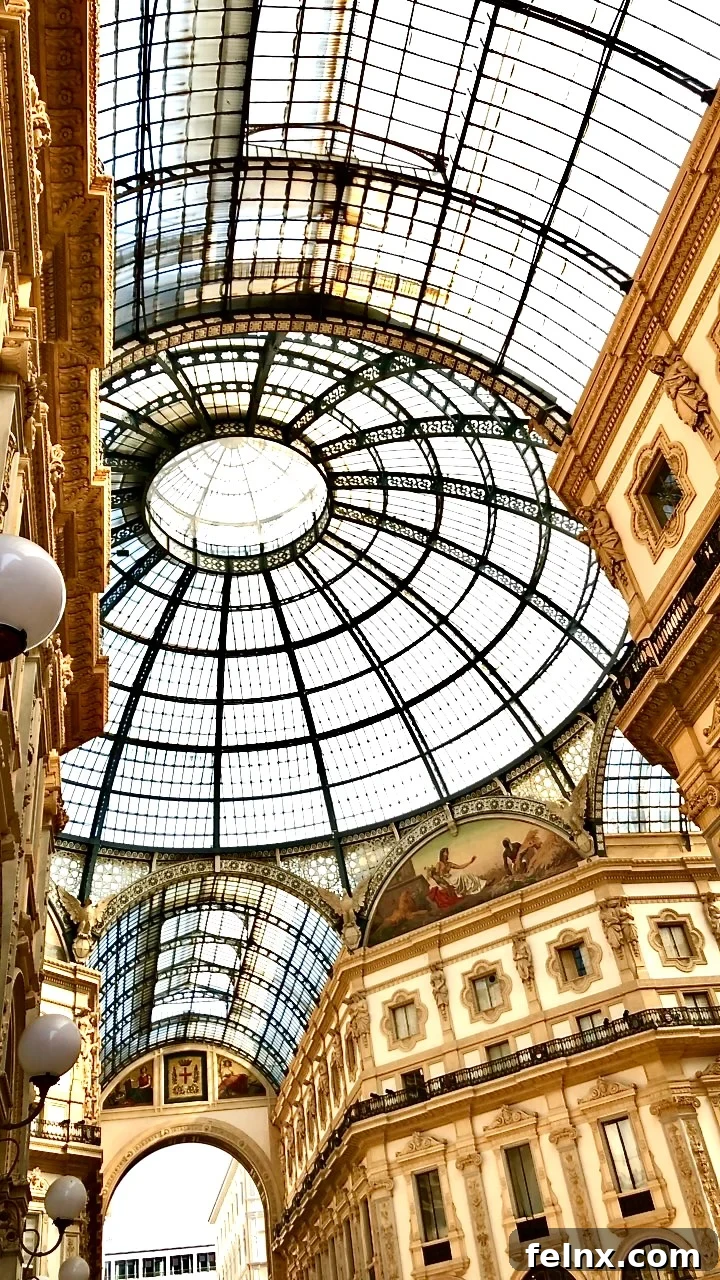Galleria Vittorio Emanuele II Interior