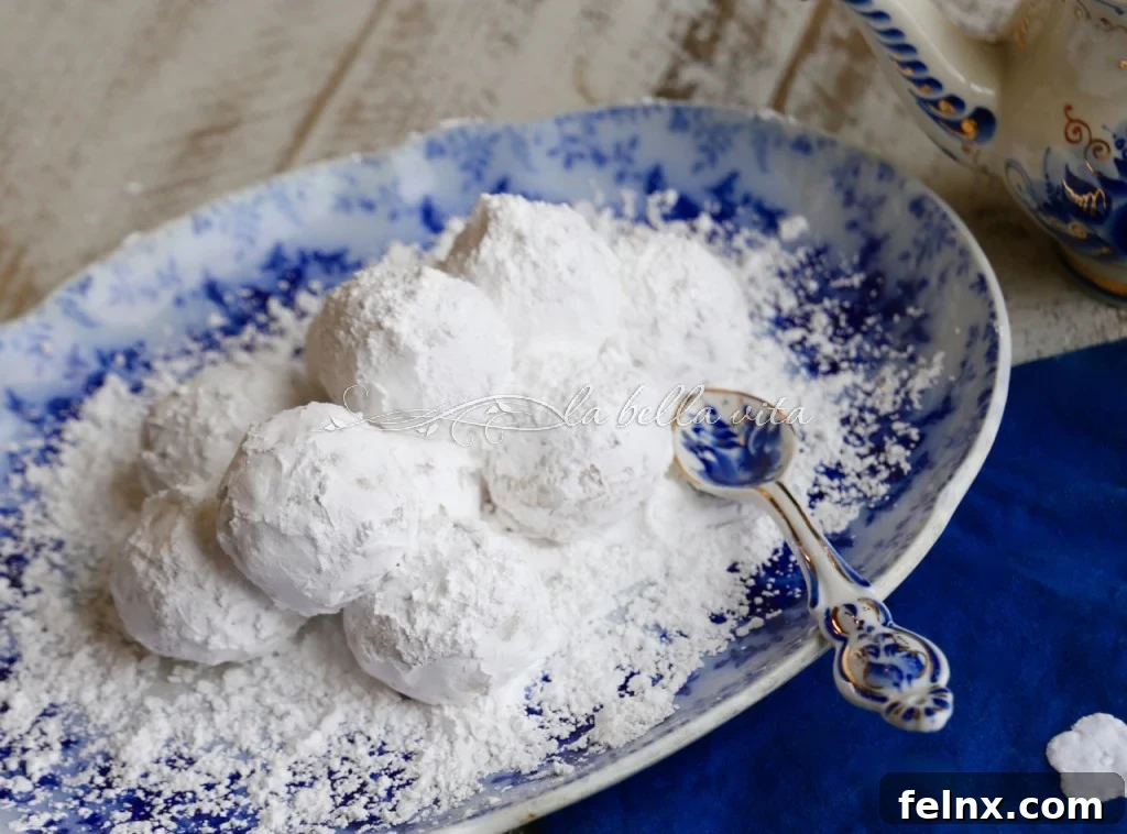 Greek Wedding Christmas Cookies Kourabiethes Kourabiedes