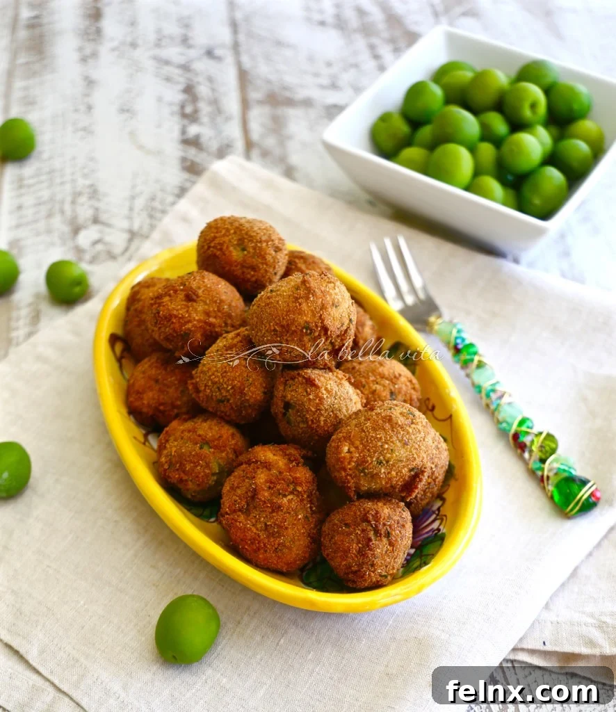 Italian Fried Stuffed Olives Olive all' Ascolana