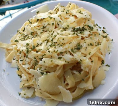 Fettuccine Alfredo