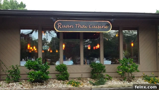Ruan Thai Cuisine Interior