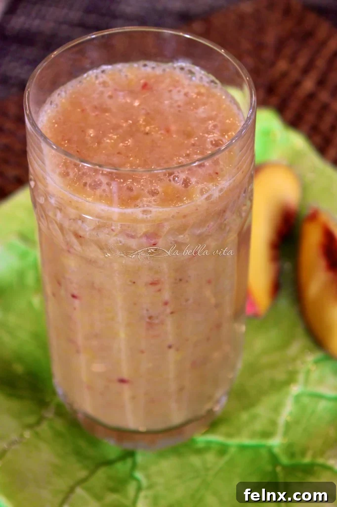 Strawberry, Banana & Pineapple Smoothie Final Presentation