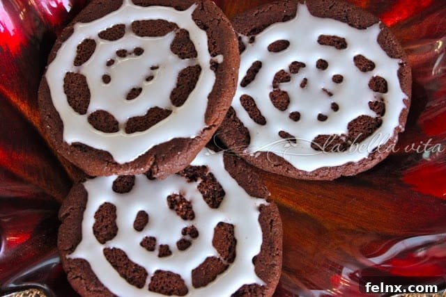 Chocolate Spiderweb Cookies Recipe Image