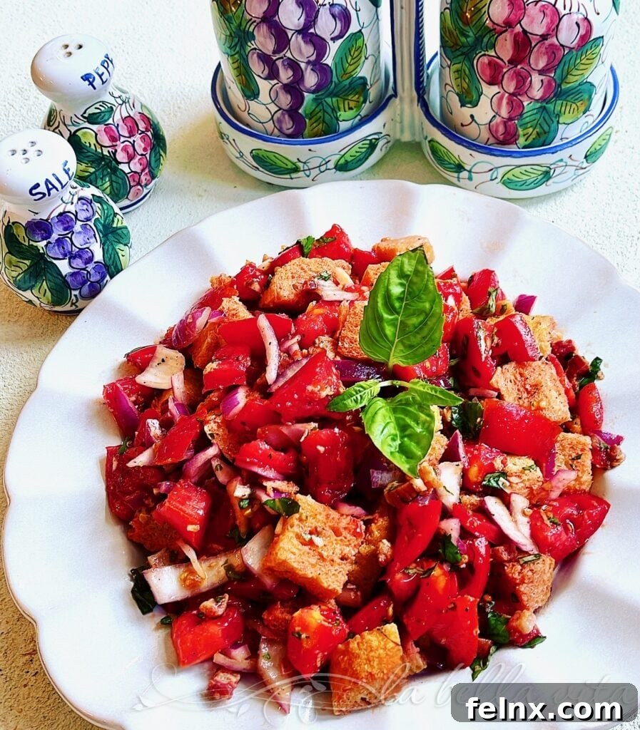 Delicious Italian Panzanella Salad with Pancetta