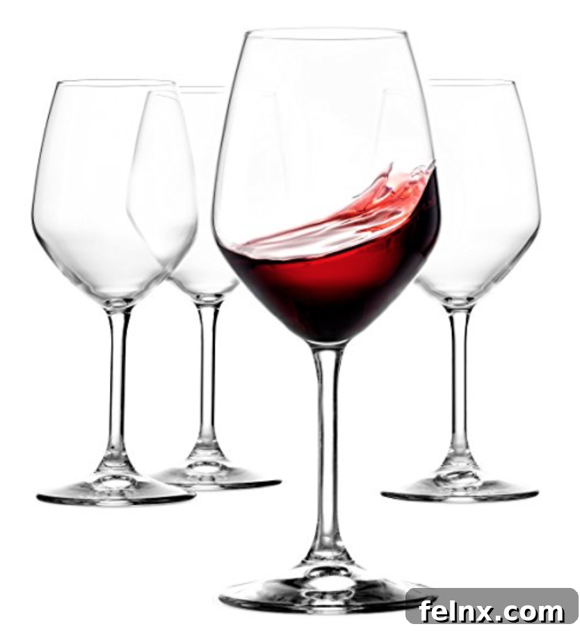 Set of four elegant Italian red wine goblets