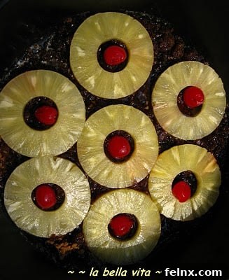 Pineapple rings in skillet