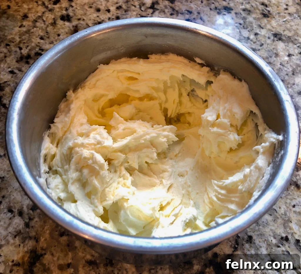 Mascarpone cream and cherry compote