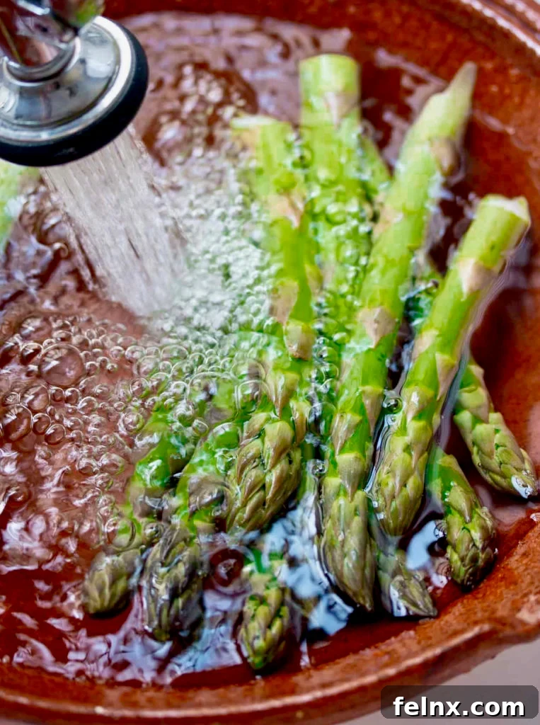 Cleaning asparagus stalks