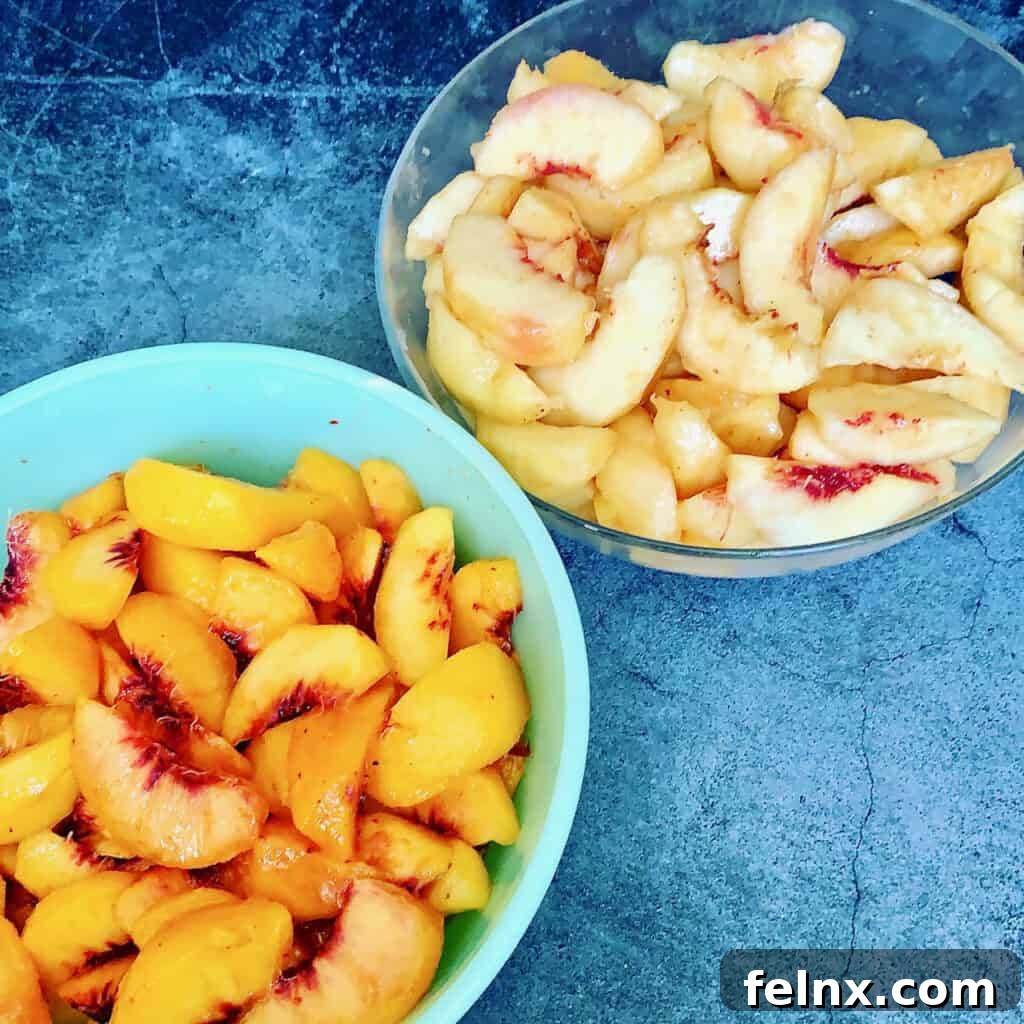 Comparison of white and yellow peaches